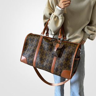 女士外出旅行包时尚大容量短途轻便高颜值2026新款波士顿包斜挎包