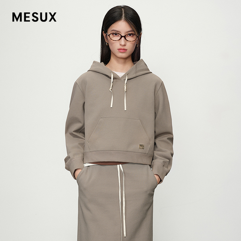 MESUX米岫25新款运动风宽松休闲连帽短款宽松套头卫衣MNSUZ302