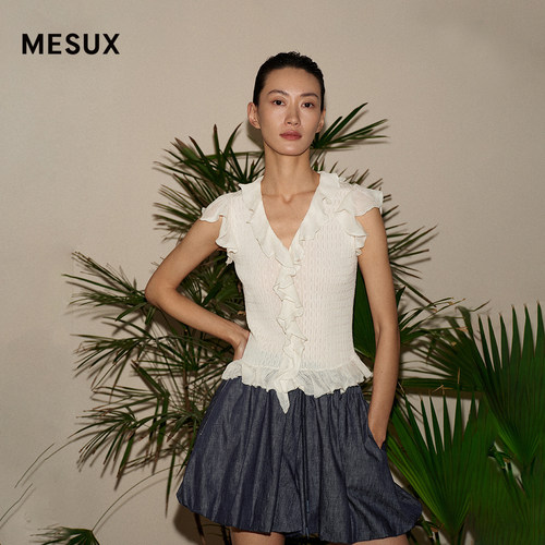 MESUX米岫26夏亲肤长绒棉纱立体荷叶边绞花V领短袖毛针织MOMUE506