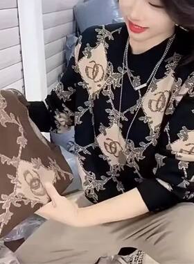 加绒加厚高级感圆领花色卫衣女