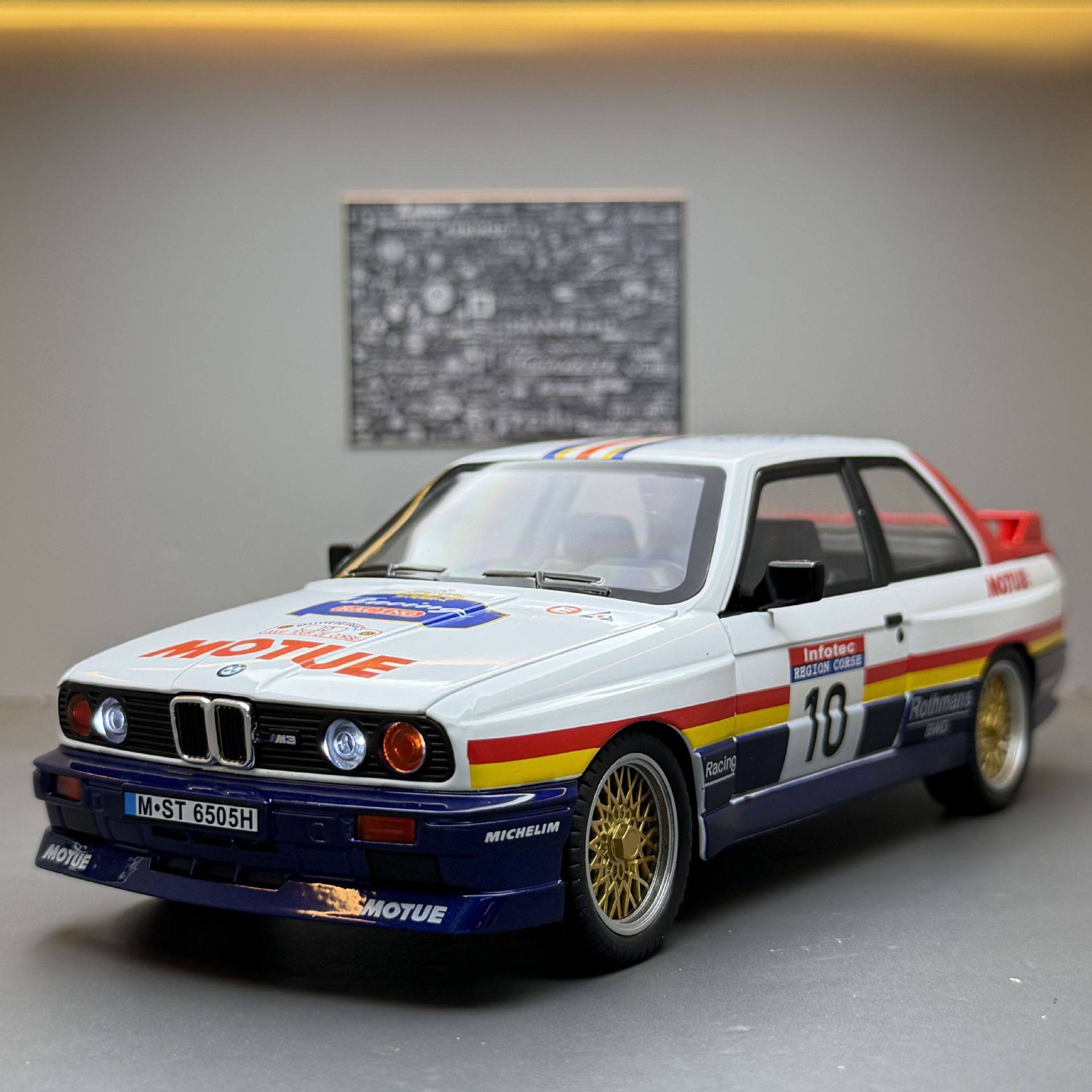 新款 车致合金车模1:24宝玛3涂装版跑车声光回力儿童玩具模型摆件,家居饰品,装饰摆件,淘宝优惠券,粉丝福利购,淘宝优惠卷