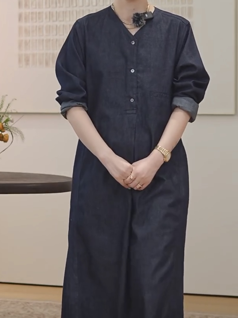 GOLDEN BARRY｜金和百瑞2025年夏307116阔版原色牛仔连衣裙女