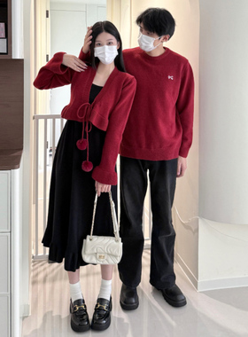 高级感情侣装秋冬装2025新款过年圣诞红色毛衣连衣裙套装一裙一衣