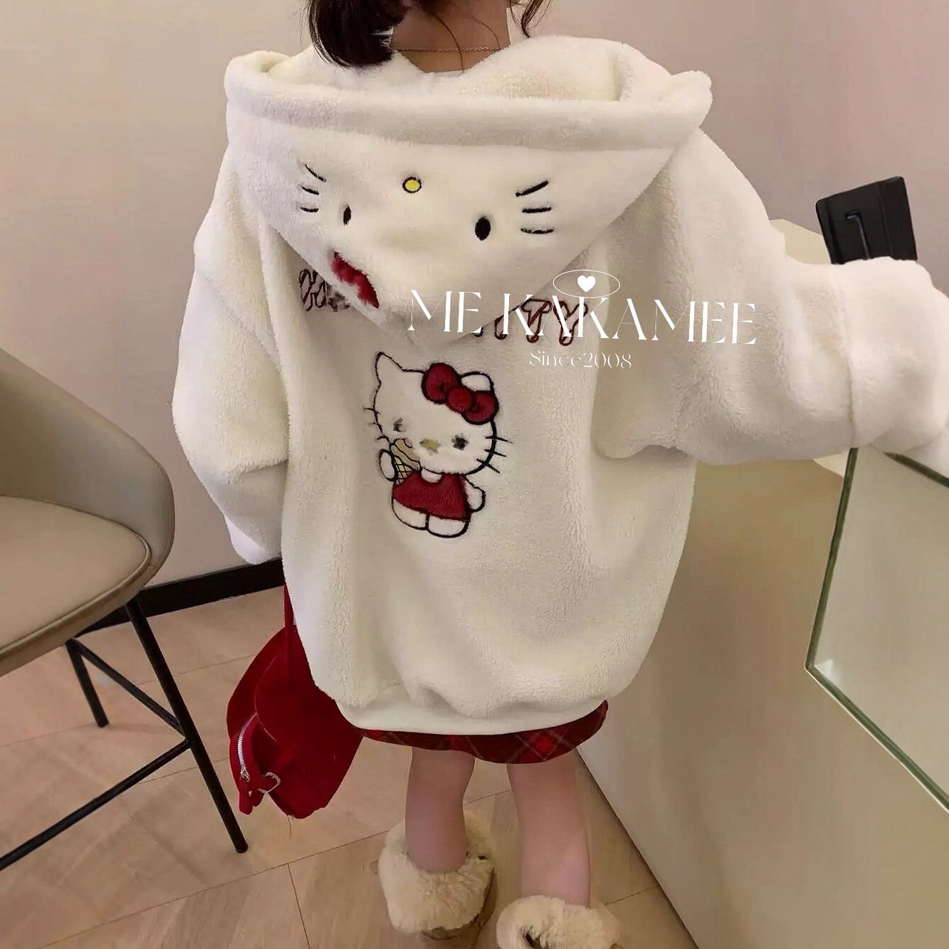 ME KAKAMEE十三行卡通刺绣KT羊羔绒短外套女冬慵懒连帽棉服保暖女