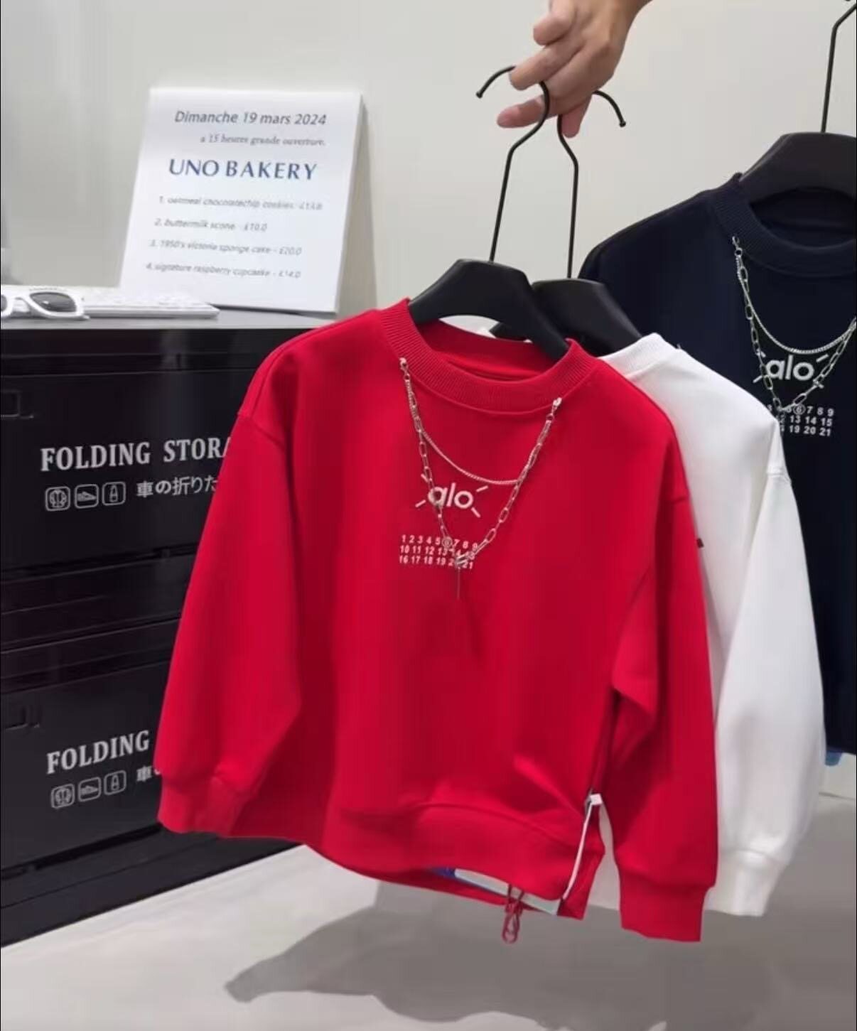 男童年款潮牌卫衣2026中小童韩版个性百搭不加绒牛仔拼接圆领上衣