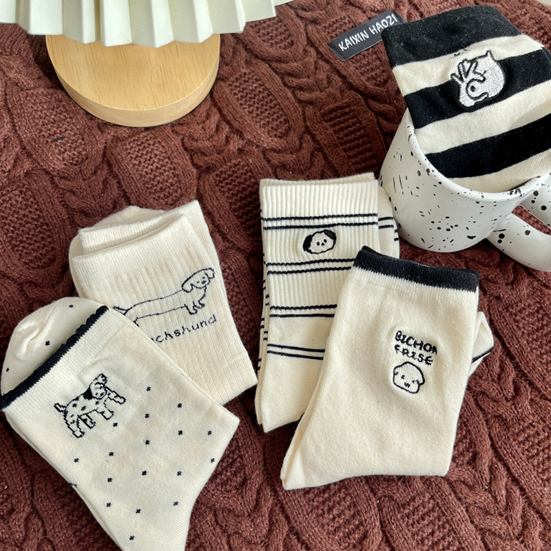 袜子女中筒袜可爱小狗日系百搭