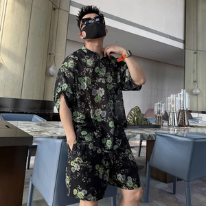 直播间同款夏季轻薄花卉中袖个性痞帅套头衫+花色时尚休闲短裤潮