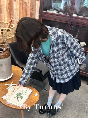 衬衫黑白格纹复古宽松