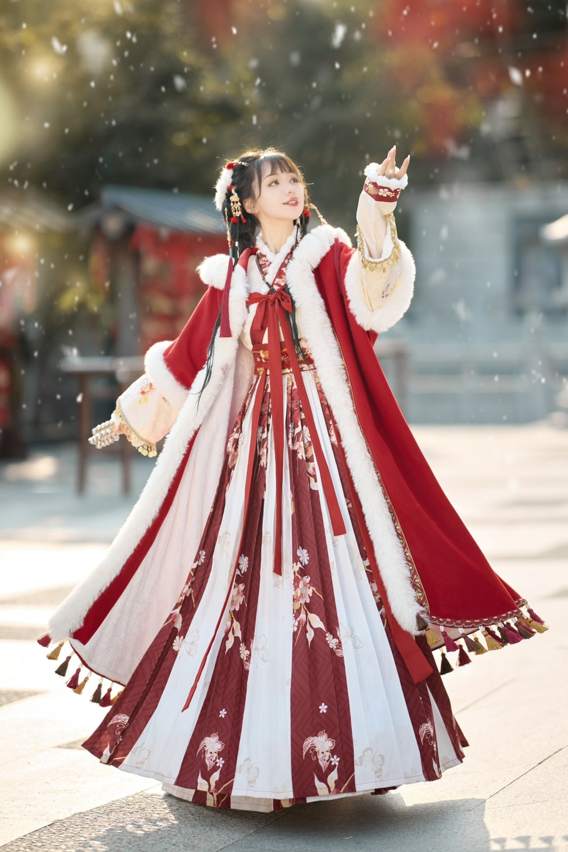 原创画雪西域风藏风汉元素加绒藏袍披风斗篷齐腰汉服套装冬汉服女