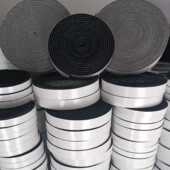 背胶毛毡条 黑白灰彩色密封条块毛毡工业设备汽车门框隔音降噪毡