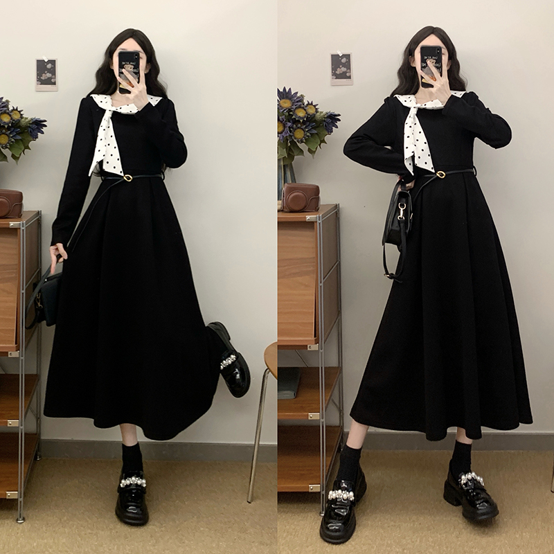 气质波点飘带领拼黑色连衣裙高级