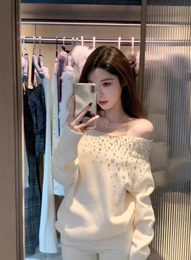 JustQin 10/8星夜璀璨秋冬新款一字肩针织上衣镶钻毛衣女外套