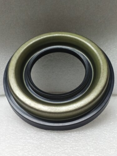 22993016尺寸66X95/106X11/19mm 适用凯迪拉克ATS 差速器半轴油封