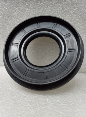 BH4050E  90311-47005  尺寸 47X101X12/19mm。汽车油封