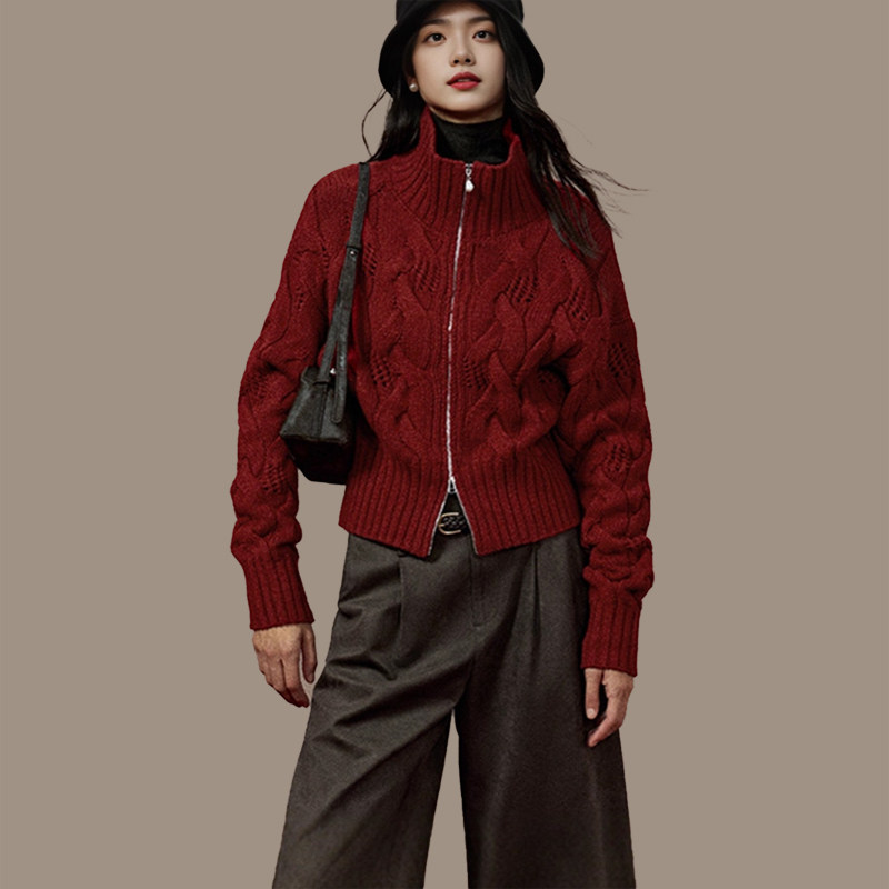 【现货】25冬季新款高领绞花拉链修身新年红色针织开衫毛衣外套女
