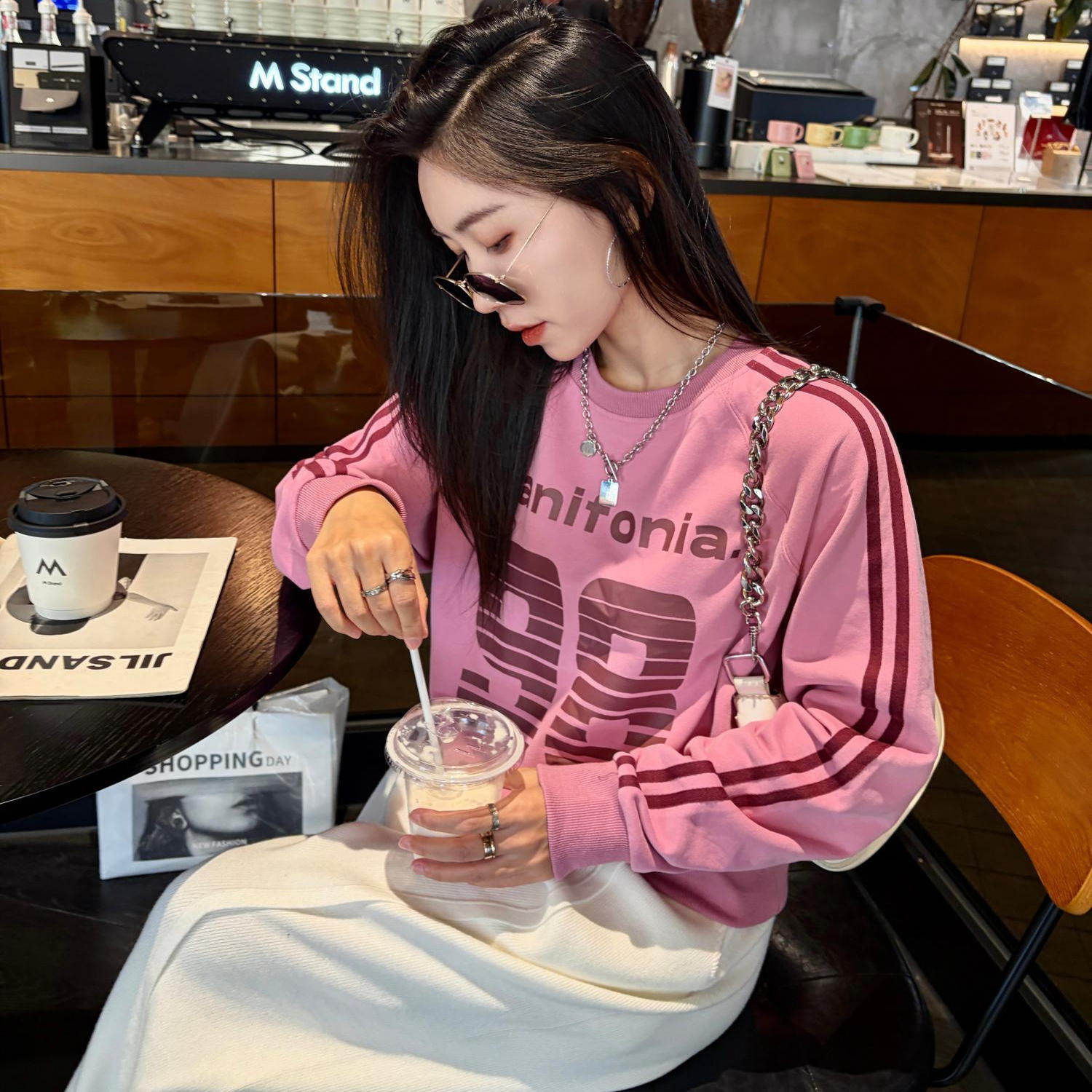 叶子小姐【数字卫衣】字母印花拼色女圆领宽松套头运动休闲外套