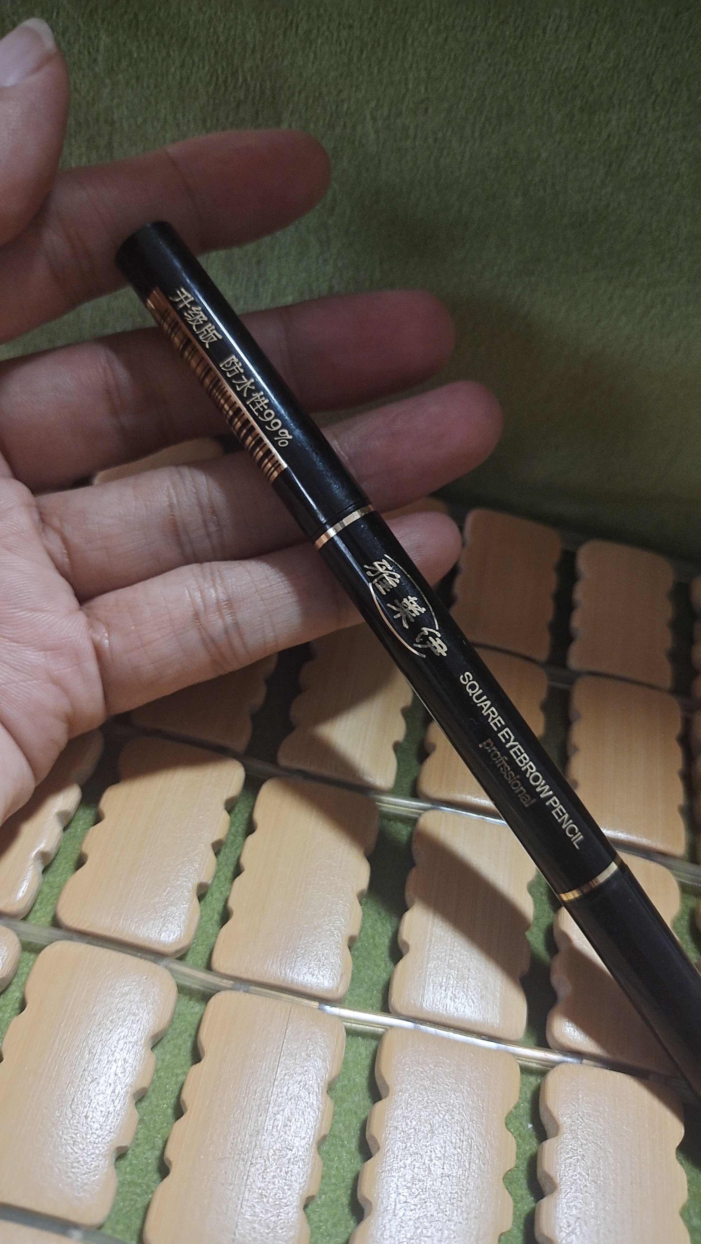 雅莱伊眉笔双头自动旋转三角眉笔自然纤眉显色持妆防水深咖色可选