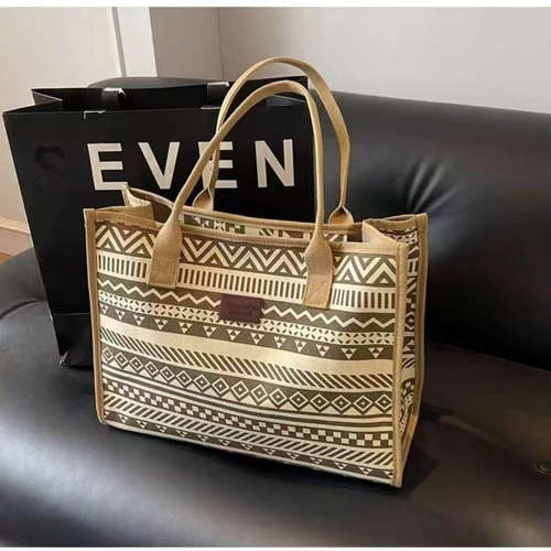 通勤包大容量帆布包学生单肩包