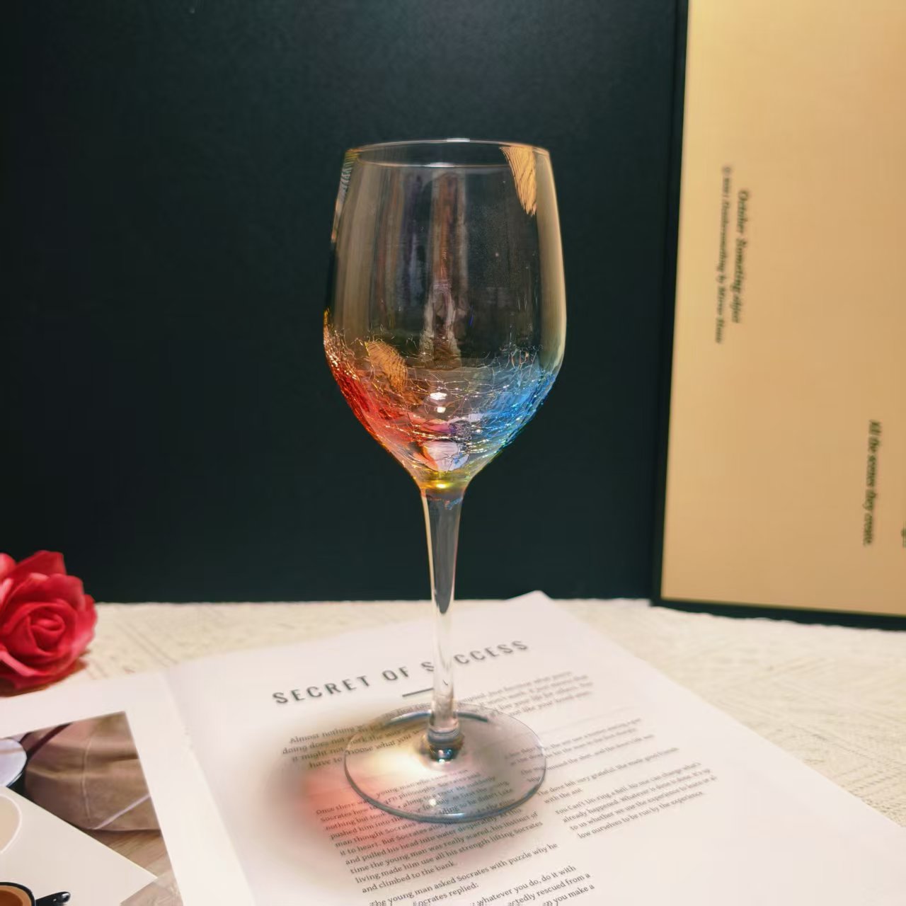 彩色冰裂纹高脚斜口红酒杯