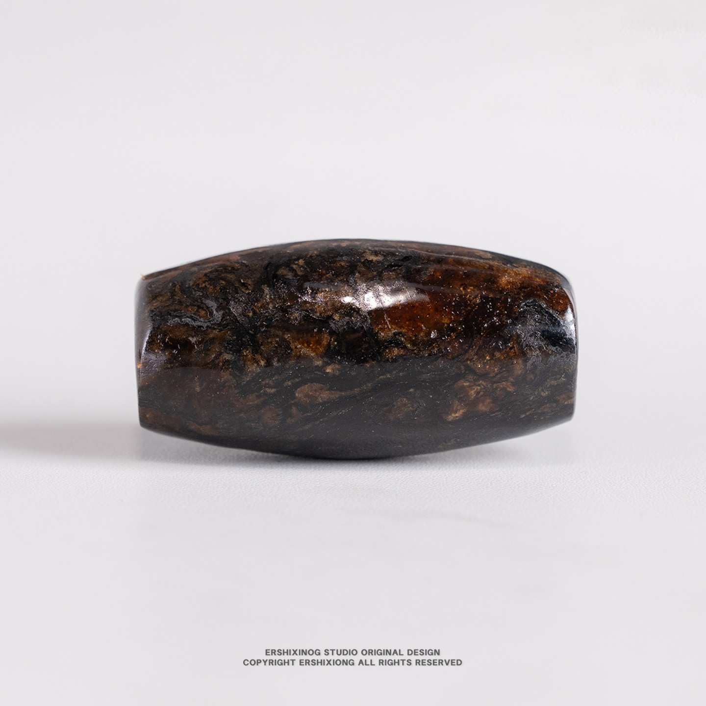 馆藏级•百年孤品天然最古老功效型琥珀稀有乌兰花翁桶珠超大尺寸