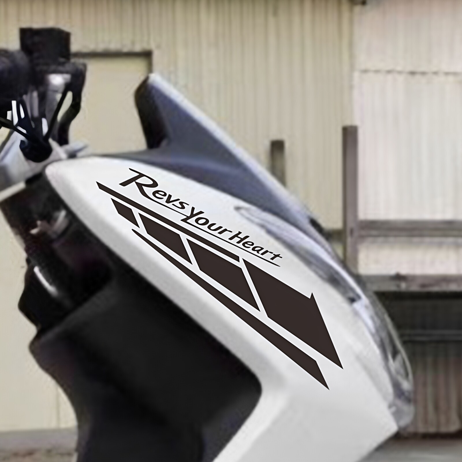 踏板车贴适用雅马哈SMAX贴纸个性YAMAHA贴花创意车身贴防水装饰贴