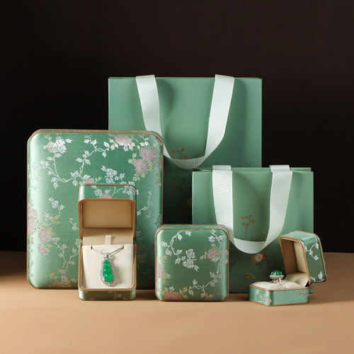 新国潮缇花丝绸珠宝盒翡翠玉器盒