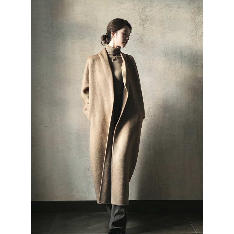 SerioLudere蛋仔很懒耗牛绒外套