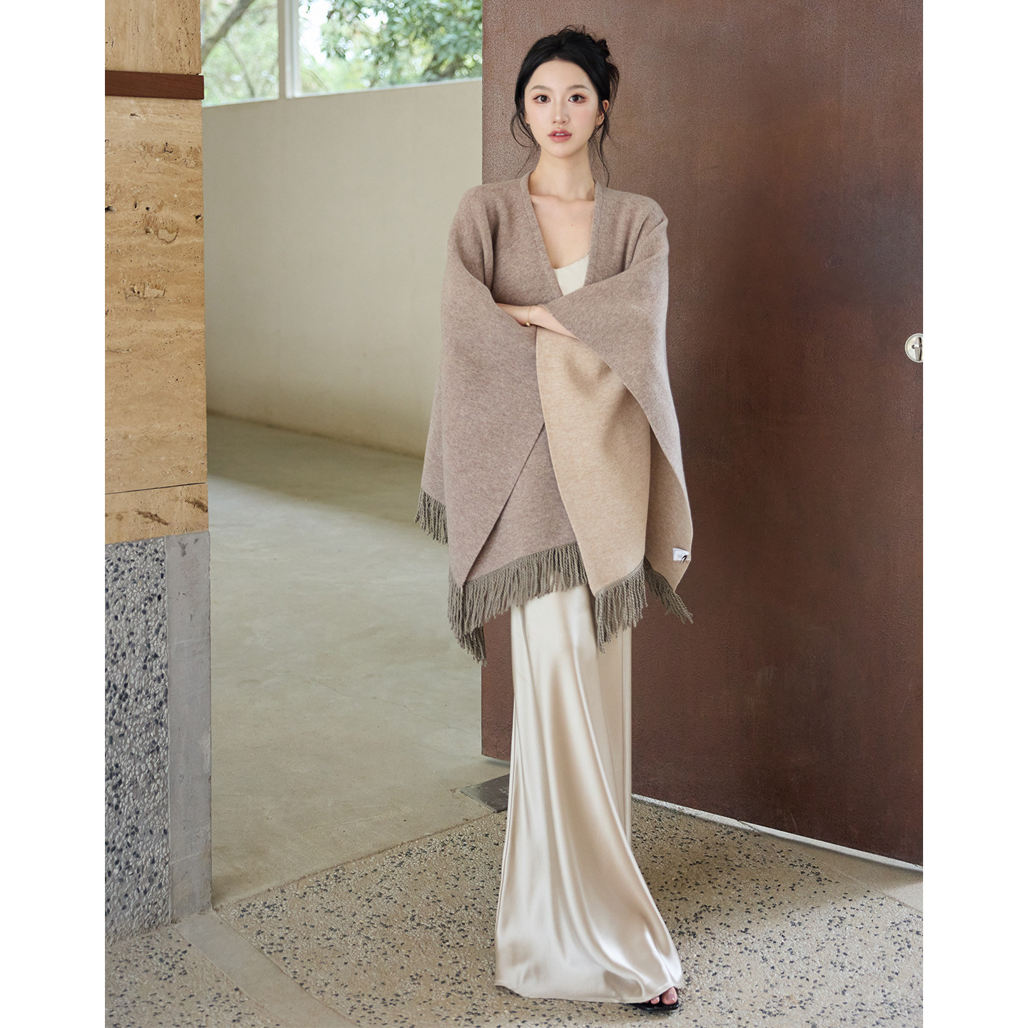 SerioLudere蛋仔很懒/ 95.3%绵羊毛两穿披肩百搭超温暖开衫外套女,女装/女士精品,毛针织衫,淘宝优惠券,粉丝福利购,淘宝优惠卷