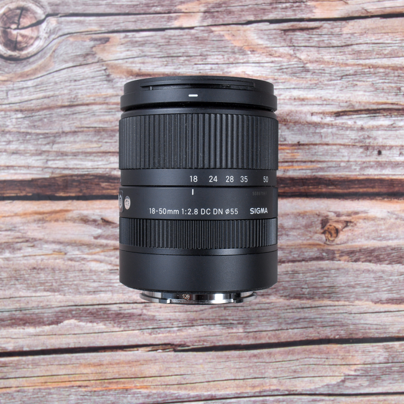 SIGMA适马18-50mm F2.8 DC DN半画幅微单镜头大光圈广角变焦镜头