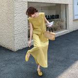 黄色