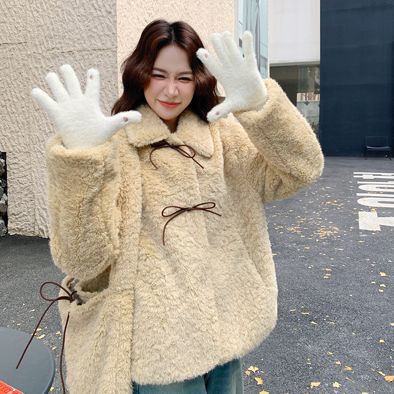 浅黄色皮毛一体毛毛短外套2025新款女冬季独特漂亮百搭棉服夹克,女装毛呢外套,2D109