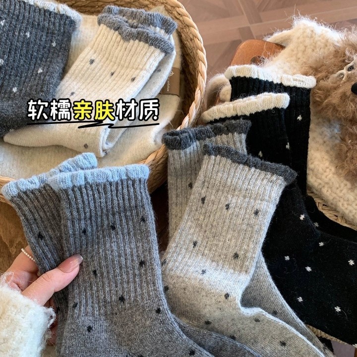 波点女袜子中筒棉袜秋冬季保暖