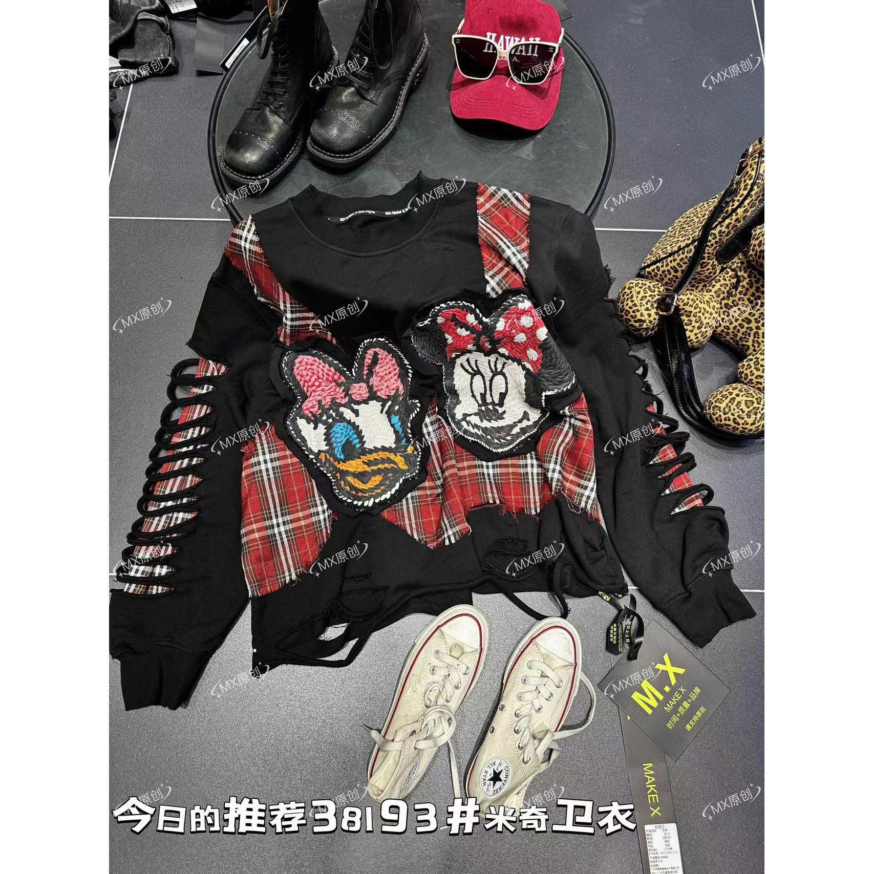 女士潮流时尚休闲运动米奇重工印花加绒连帽MX欧货新秋长袖卫衣