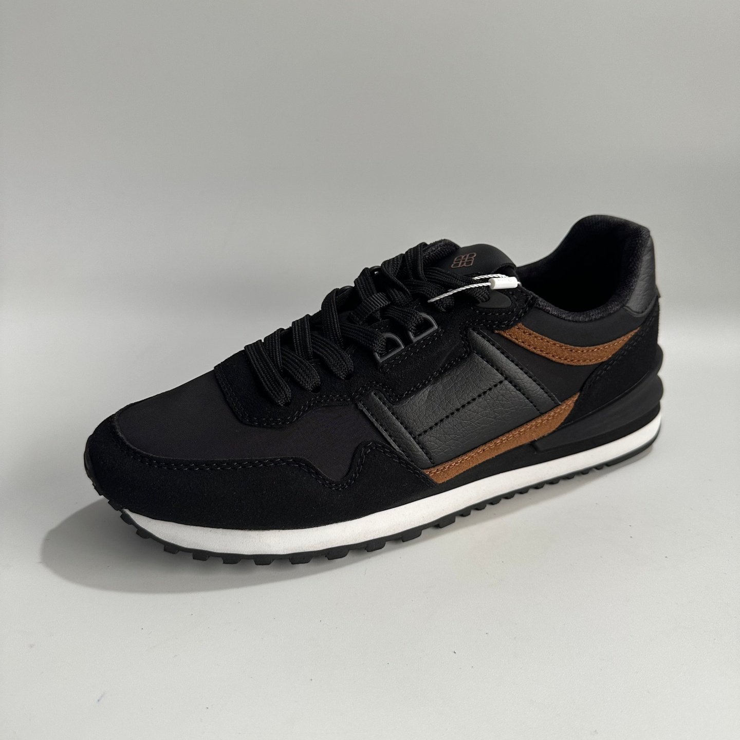 外贸原单尾货男鞋春秋季复古运动鞋休闲慢跑鞋旅游鞋断码特价清仓