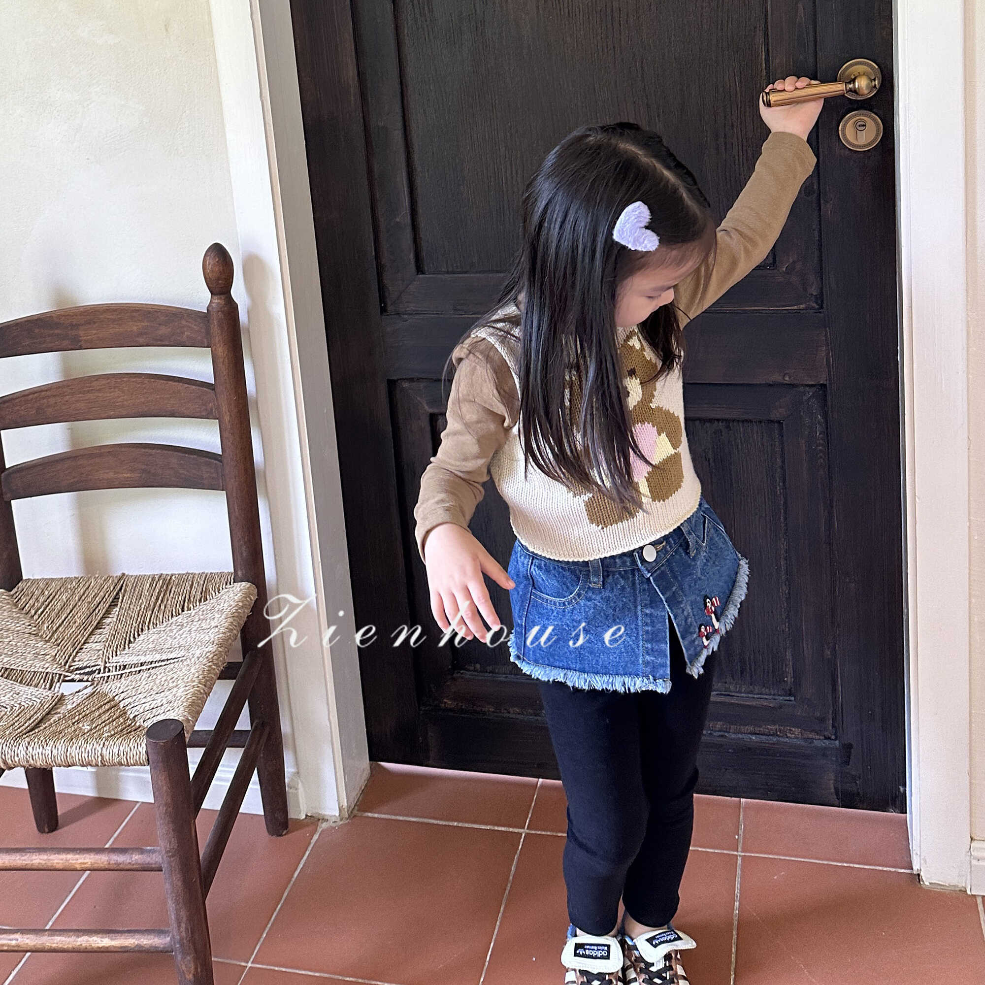 ZIENHOUES牛仔叠穿刺绣屁帘