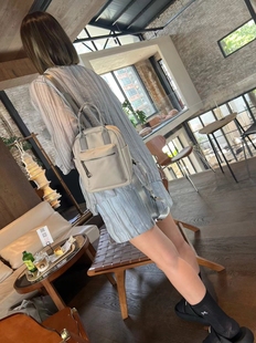 CinvaiKrose女2024新款设计感小众轻便逛街旅游背包手提防水帆布