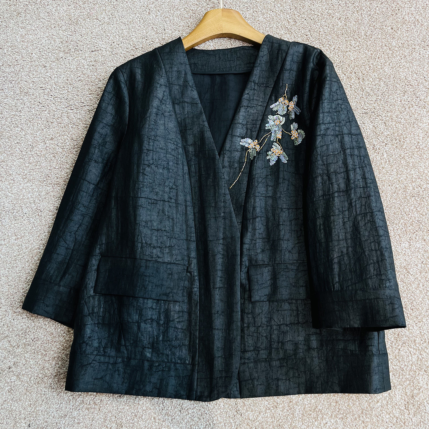 桑蚕丝龟裂纹香云纱法绣钉珠外套新中式国风复古百搭时尚西服外套