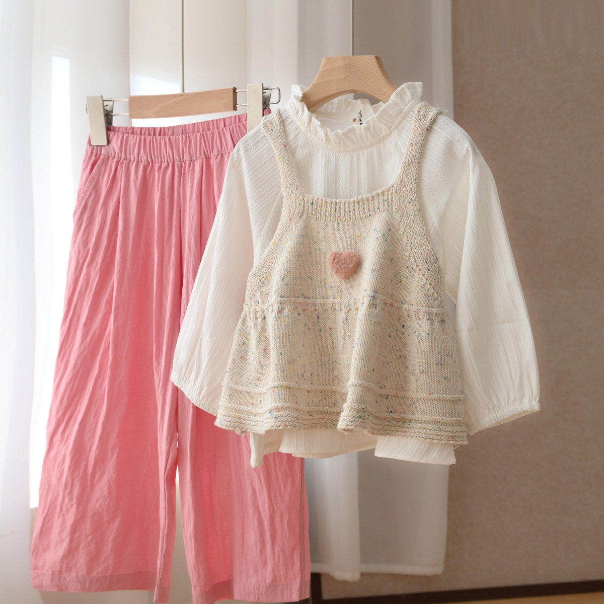 特 点子纱儿童针织背心 女童叠穿爱心马甲 吊带 中大童,童装/婴儿装/亲子装,马甲,淘宝优惠券,粉丝福利购,淘宝优惠卷