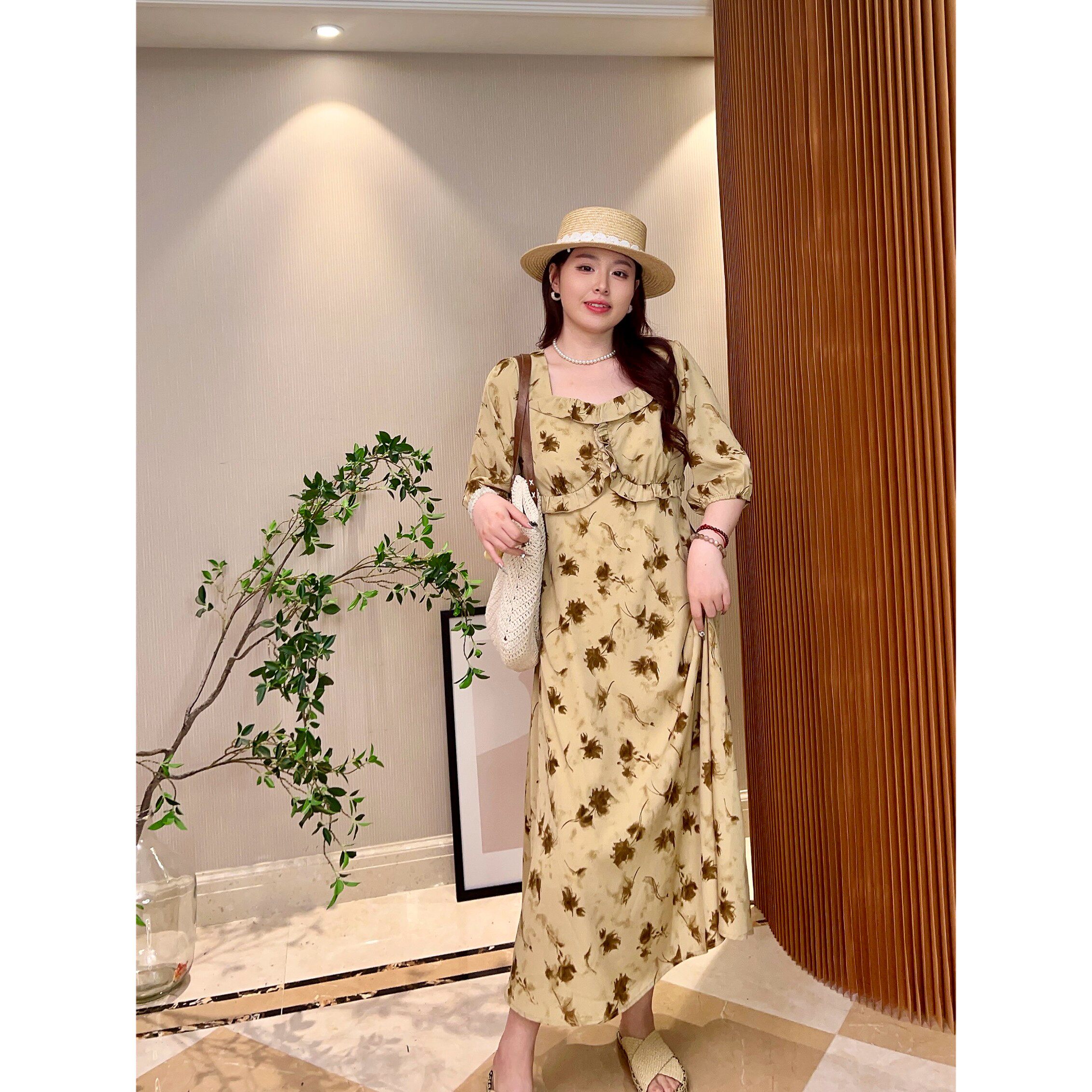 肉卷家微胖大码女装夏季薄款雪纺碎花方领木耳边优雅中长款连衣裙