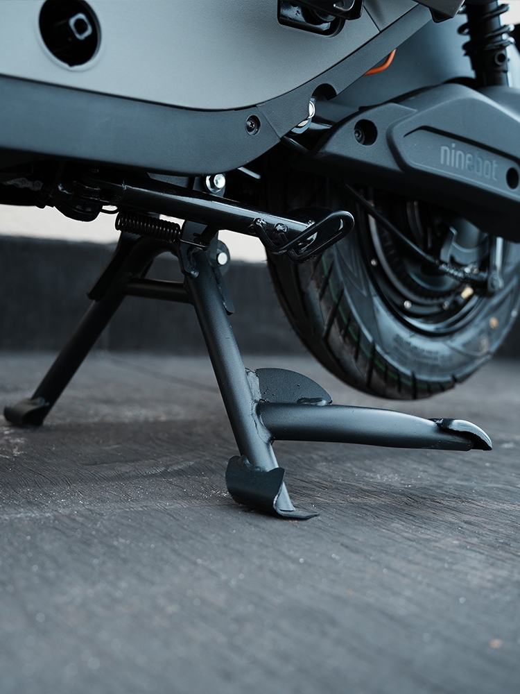 九号电动车F30C双撑大脚架