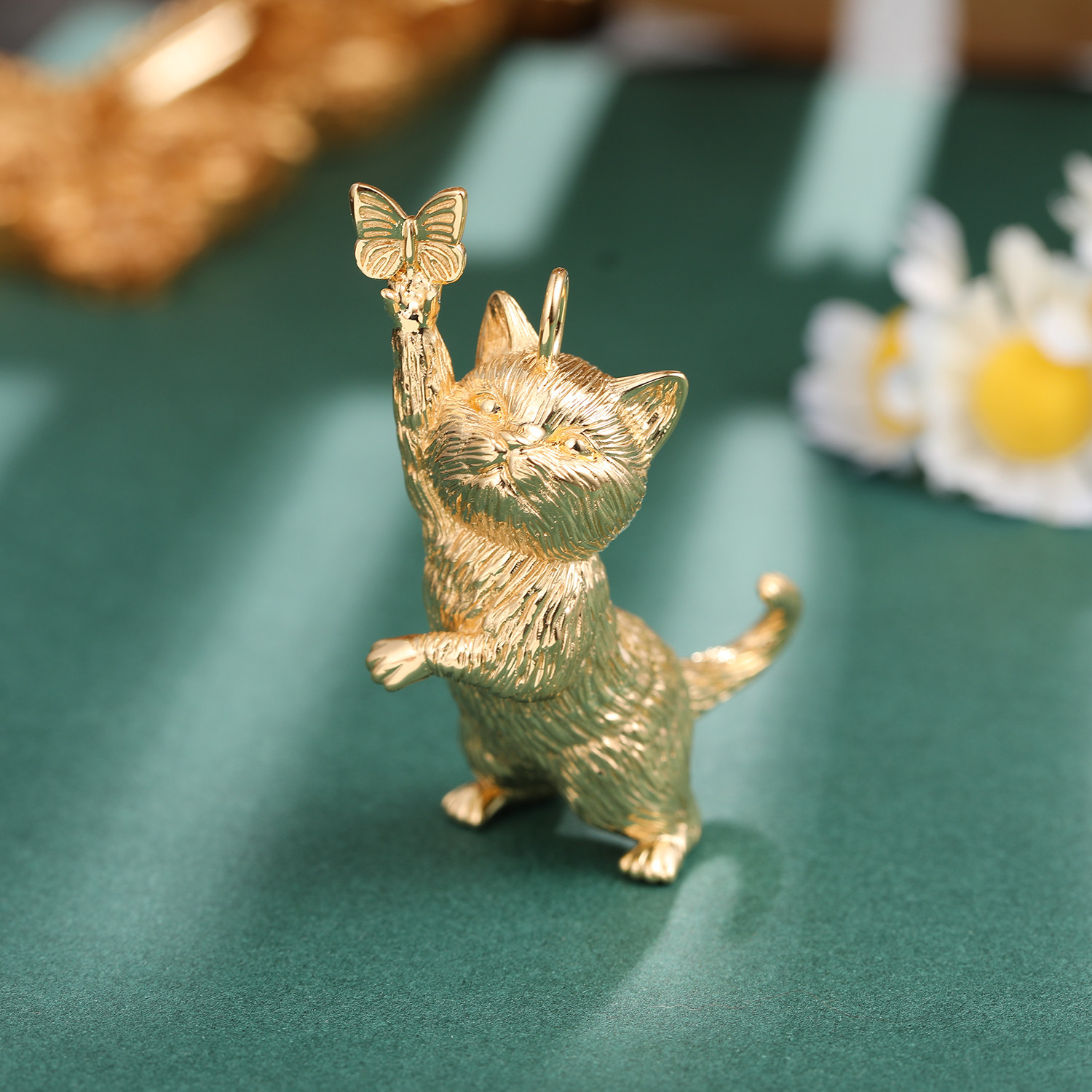 萌猫戏蝴蝶纯金吊坠18K黄金铂金950精致立体猫咪女款创意个性项链