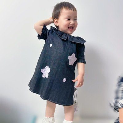 0667高端童装大品家小九，女宝牛仔连衣裙，码数足