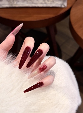 纯手工穿戴甲显白御姐新年圣诞氛围感红色晕染高级气质可拆卸美甲