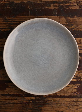 外贸原单出口浅灰蓝色窑变晕染手作文艺复古不规则陶瓷8寸餐盘子