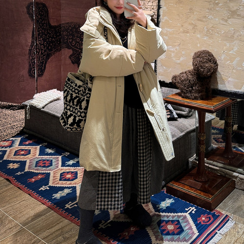 安妮森林棉质牛角扣鹅绒羽绒服冬