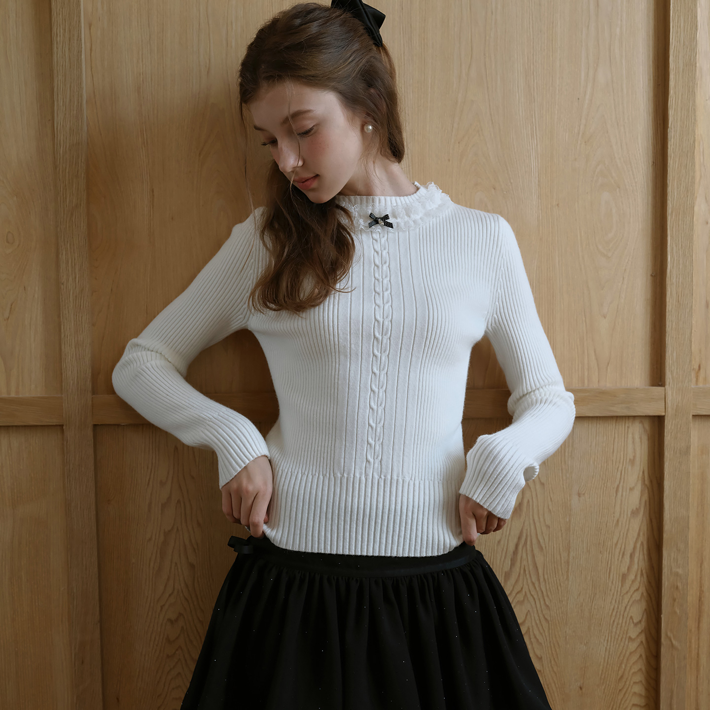 白色修身针织衫蕾丝半高领毛衣女