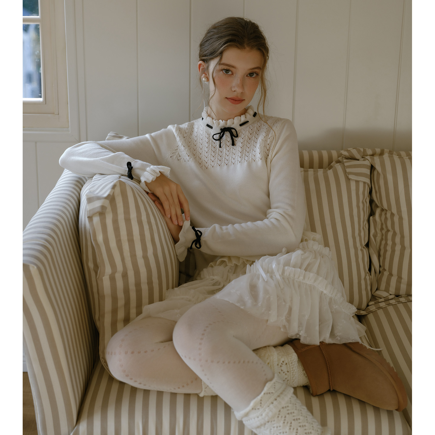 波浪花边上衣针织打底衫收腰毛衣