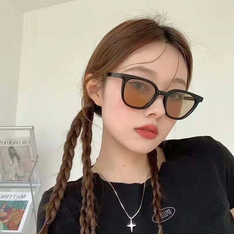 新款时尚黑框茶片复古太阳眼镜女太阳眼镜