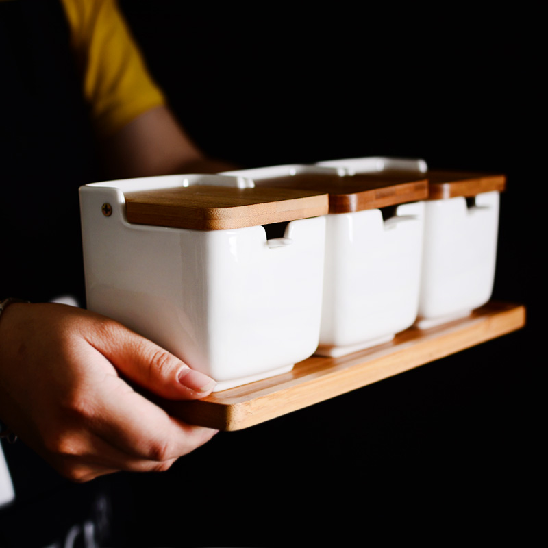 加点乐 创意厨房竹木陶瓷调味罐 调味盒味精盐带勺带盖调味瓶套装在类目 厨房/烹饪用具, 厨用小工具/厨房储物, 储物瓶罐/厨房储物器皿, 调味瓶罐中 - 来自Buy2taobao.com提供专业的淘宝代购服务