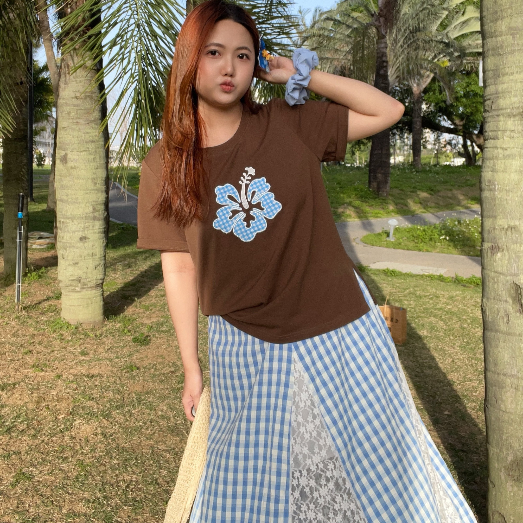 特价no退换NYTSTUDIO微胖正肩T恤宽松刺绣圆领小花格纹短袖女大码